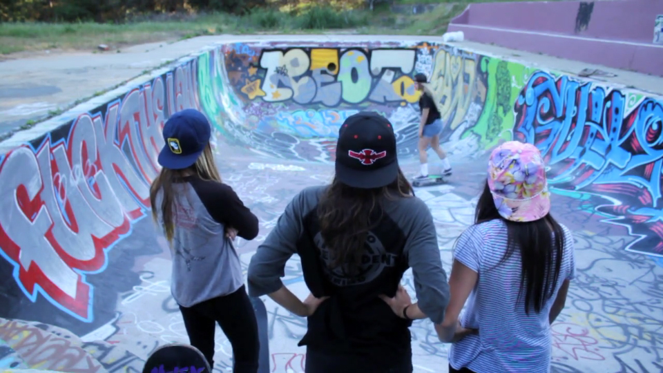 Video: Women’s skateboarding – the ladies who lurk