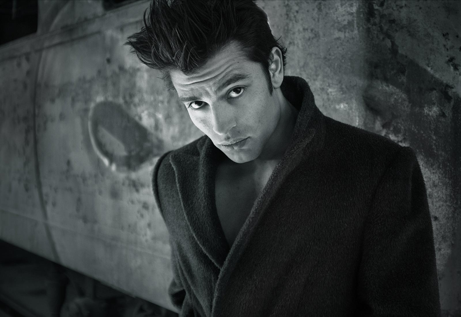 Our expert reviews Kerry Tyler’s new spring 2016 collection