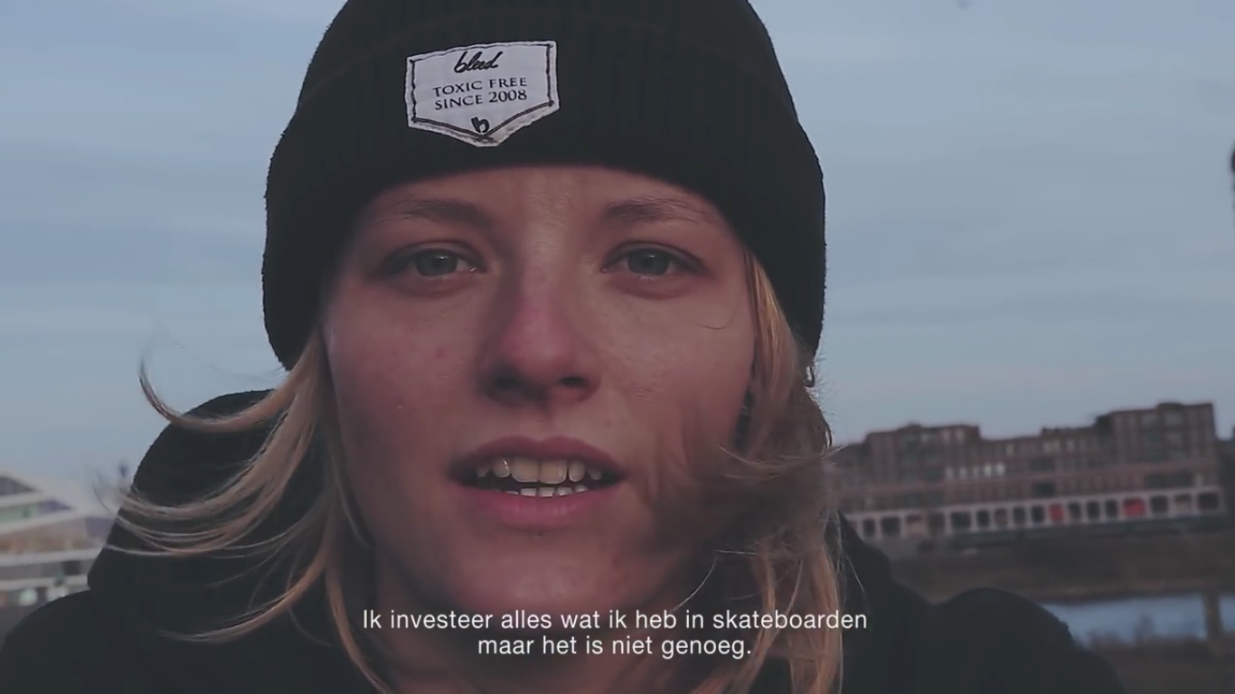 Candy Jacobs sammelt $ für ihre Skateboard-Reisen