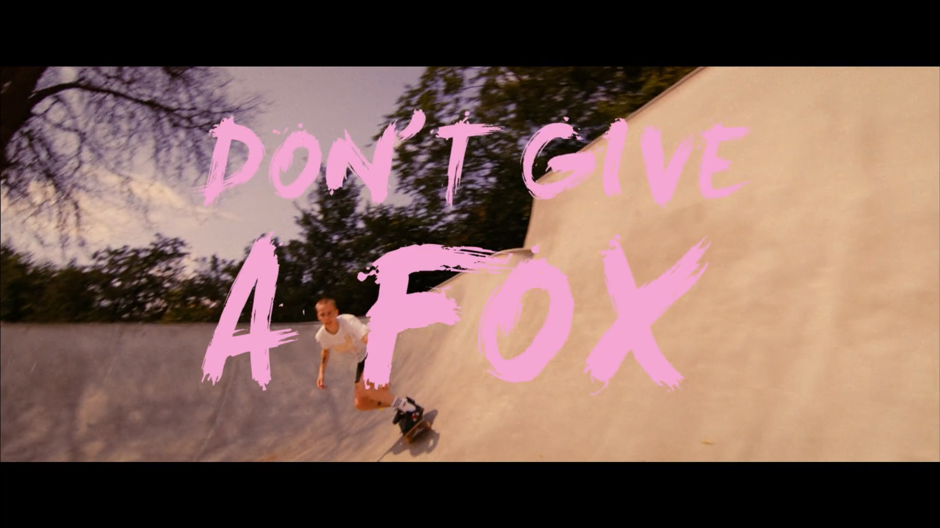 DON´T GIVE A FOX – AUF VIDEO ON DEMAND ERHÄLTLICH
